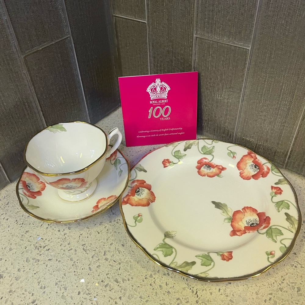 Royal Albert 100 Years Teaware Teacup, Saucer, Plate (1970 – Poppy)